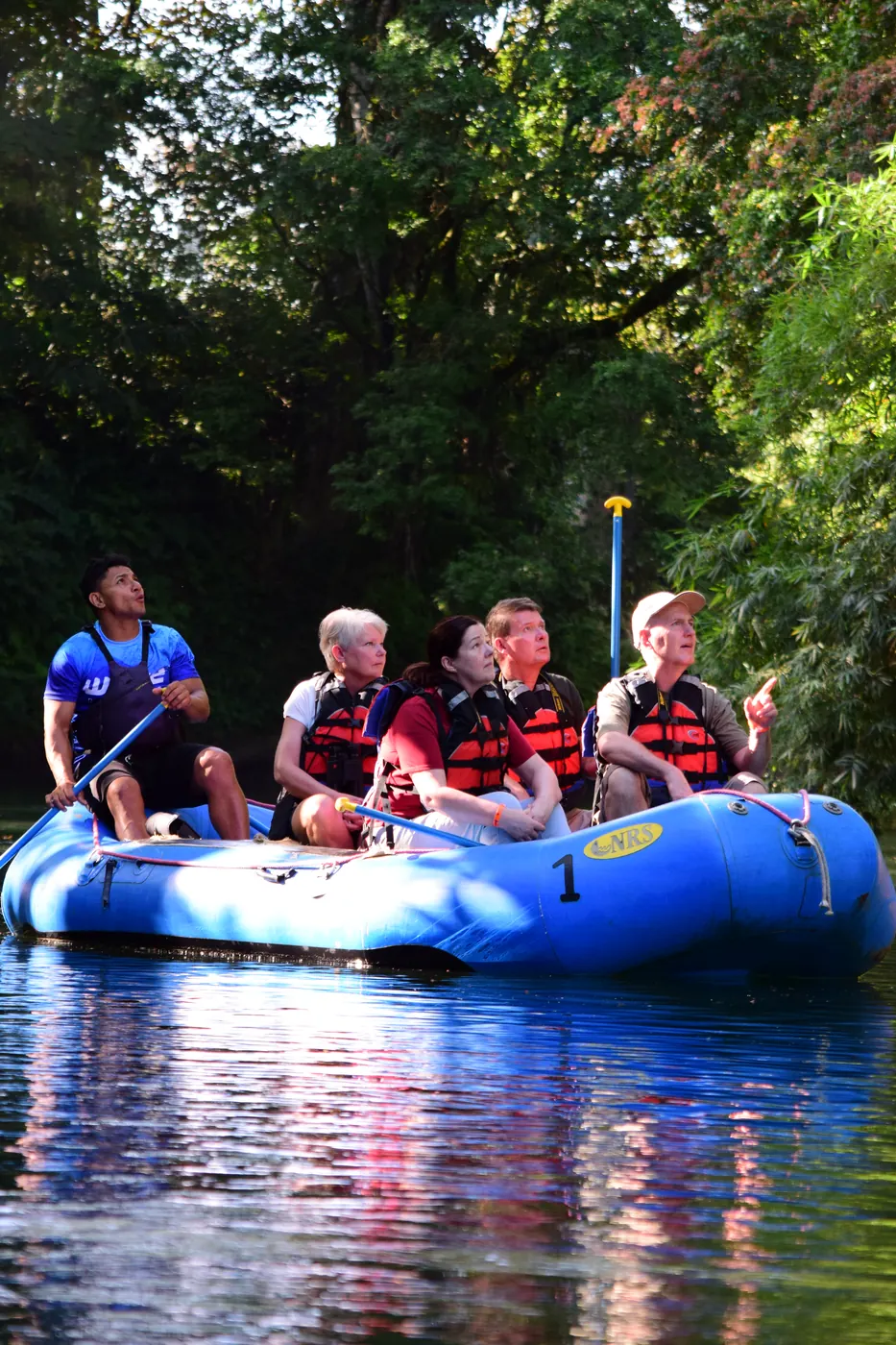 Rafting y aventura en la selva de Costa Rica
